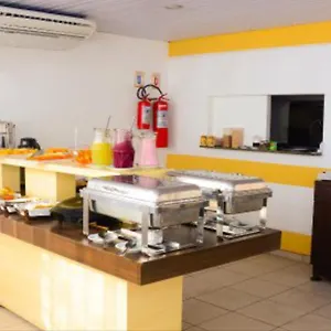 https://flat-terrazo-apt305-praia-de-ponta-negra-natal-rn.hotels-natal.net